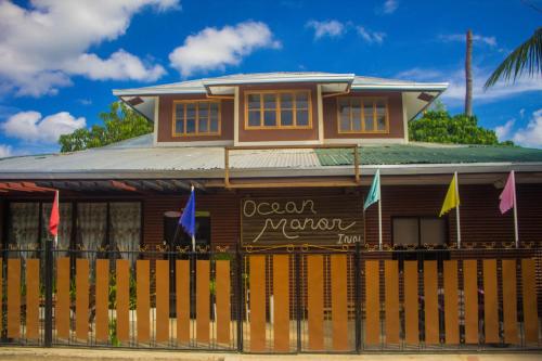 Exterior view, Ocean Manor Inn in Roxas