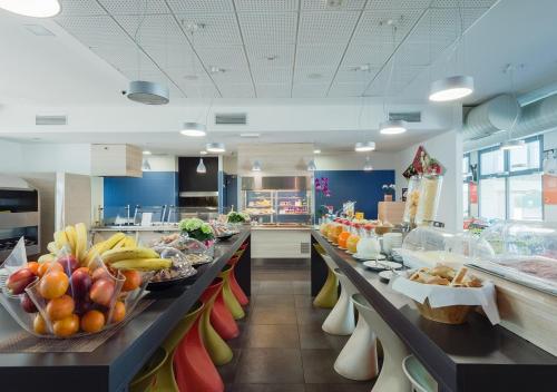 식음료(F&B), 캄플러스 리빙 보노니아 로지 (Camplus Living Bononia Lodge) in 볼로냐