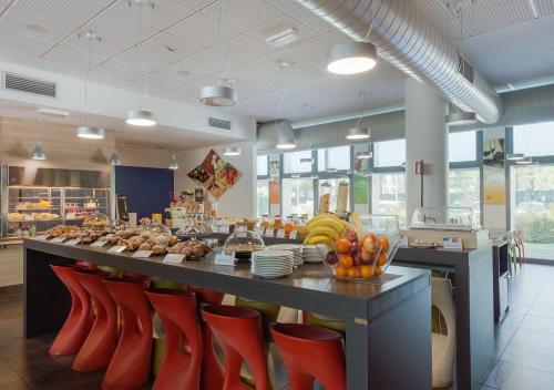 식음료(F&B), 캄플러스 리빙 보노니아 로지 (Camplus Living Bononia Lodge) in 볼로냐