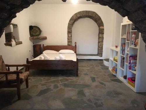  Traditional house at Skalados village, Ferienwohnung in Skaládhos