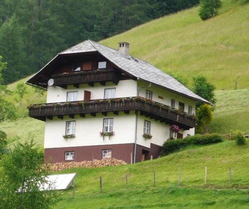 Tischnerhof Appartements - Hotel - Bad Kleinkirchheim