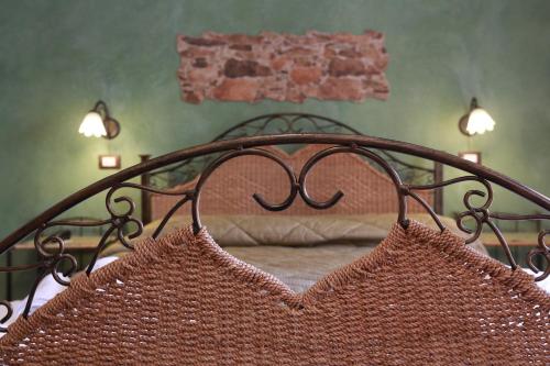 Sikania Suite - image 9