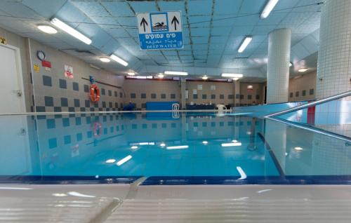 Swimming pool, Inbar Hotel in Arad