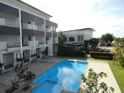 Bualinn Resort thumbnail 3