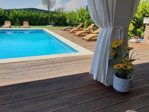 Villa Perlla 2
