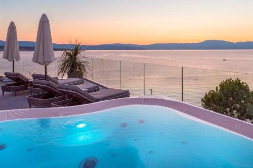 Hot tub, Luxury Hotel Riva in Malinska