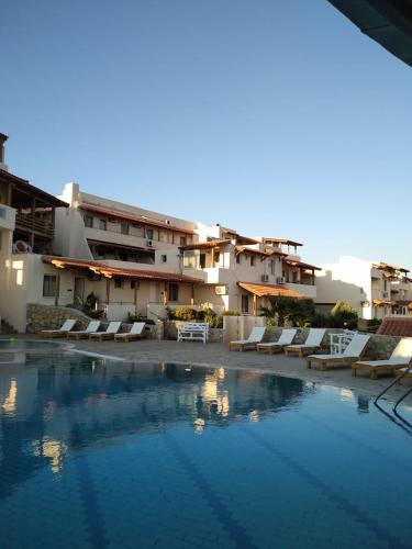 Creta Suites