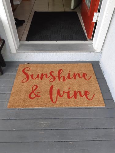 Sunshine and Wine Loft - Penticton