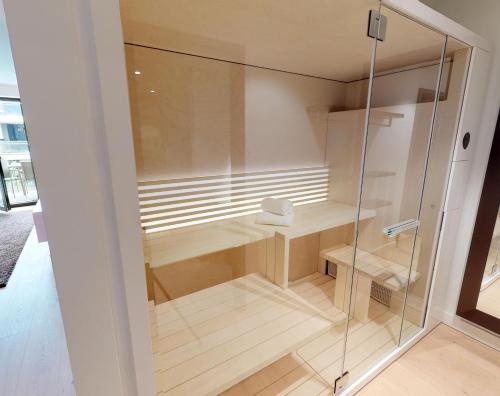 White Pearl Apartment 1.03