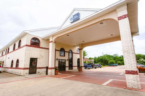 Best Western Pearland Inn - Accommodation - Pearland