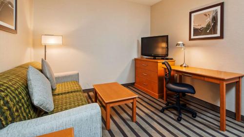 Queen Suite