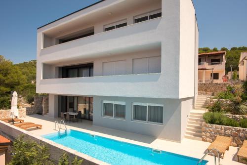 White Rock Villa Kaprije - Accommodation