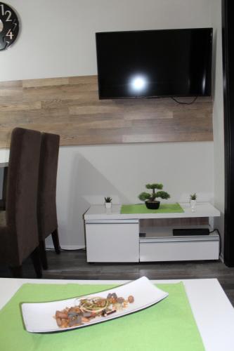 Apartment image 10
