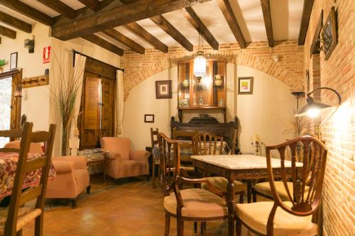 Bar/ Salón, La Troje Oropesana in Oropesa