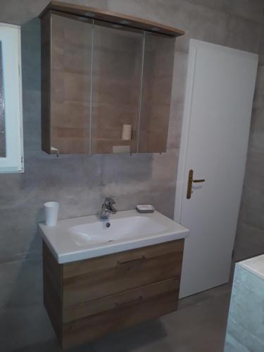 Apartment Beni - image 3