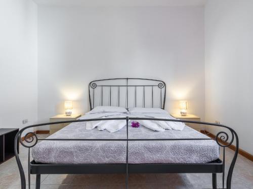Il Giardino dell'Arte Room Type - Double Room with Shared Bathroom Il Giardino dell'Arte Room Type - Double Room with Shared Bathroom