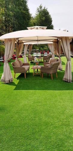 La Bocchetta Romantic Spa Hotel e Ristorante - 정원