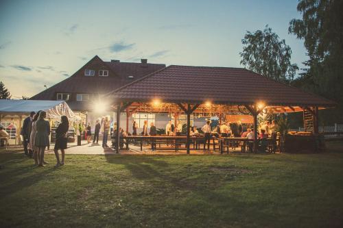 Restorāns, Chutor Nad Narwią (Chutor Nad Narwia) in Klewinowo