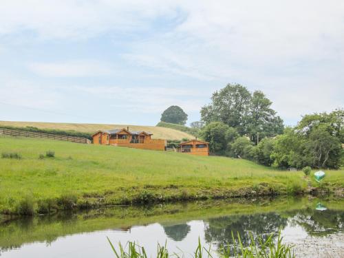 Manor Farm Lodges - Dragon Lodge