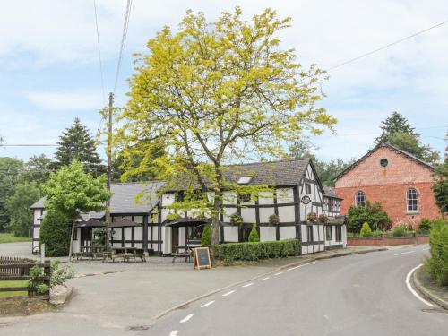 Manor Farm Lodges - Dragon Lodge