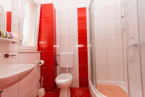 Apartment Okrug Gornji 16901a - image 13