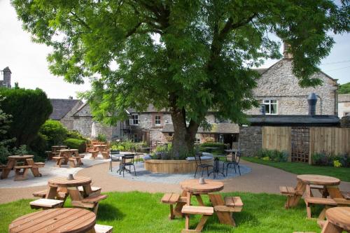 Devonshire Arms - image 12