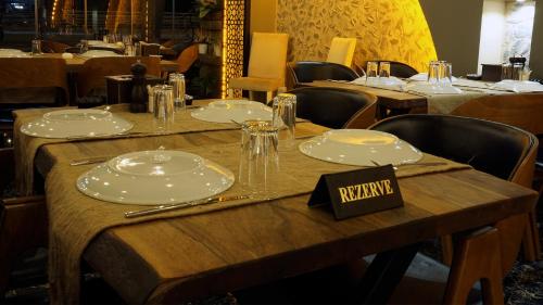  Golden Es in Kocaeli