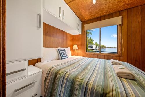 Renmark River Villas and Boats & Bedzzz