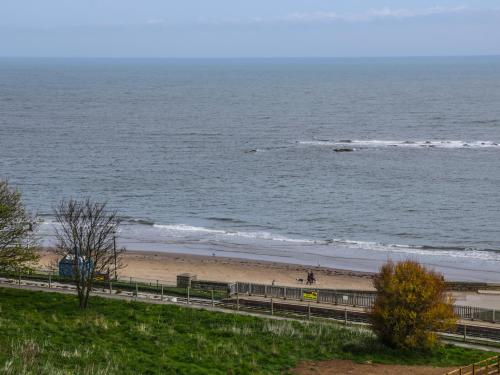 53 Burniston Road - image 14