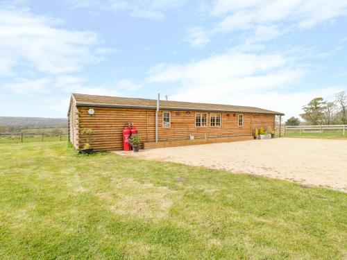 Poll Dorset Log Cabin