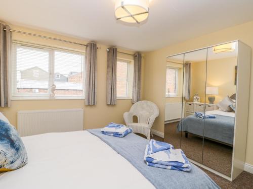 Valiant House - image 5