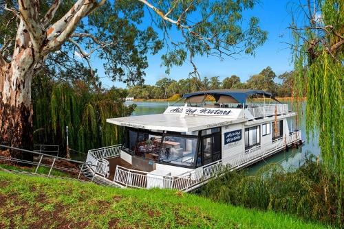 Renmark River Villas and Boats & Bedzzz