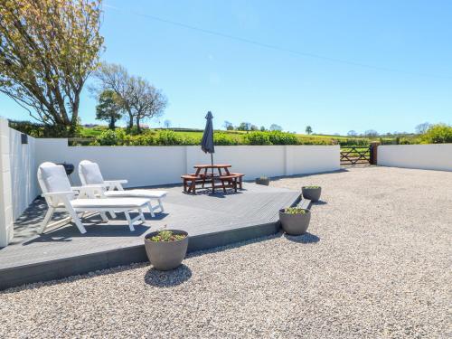 Bramble Cottage - image 14