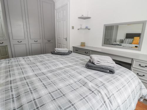 10 Reivers Gate - image 12