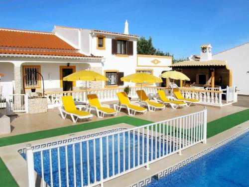  Holiday Home Quinta da Geninha (PAD132), Unterkunft in Mem Moniz