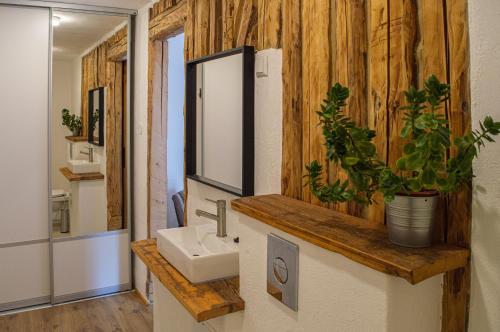 Bathroom, Taevas Kulalistemaja in Voru