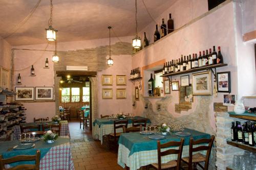 Restaurant, La Vecchia Quercia in Selci