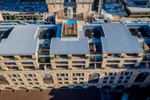 Raphael Suites - image 5