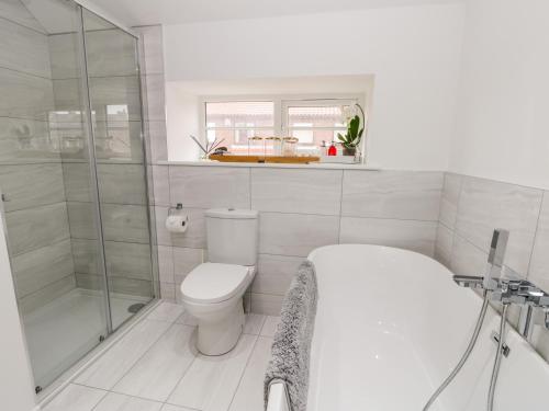 Chalkstone Cottage - image 14