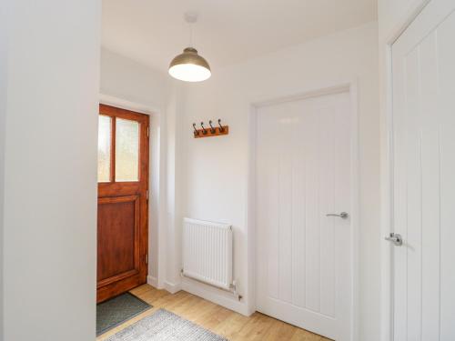 Mendip Cottage - image 3