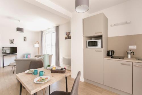 Cocina, Zenao Appart'hotel Mulhouse in Mulhouse