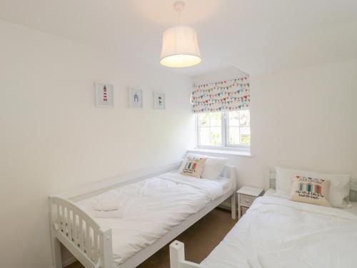 Duck Cottage - image 12