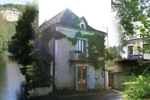 La Maison Du Bord De L'Eau gîte à louer Sauliac-sur-Célé