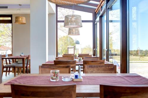 餐廳, Motel MontaNaro in 波德維勒茨