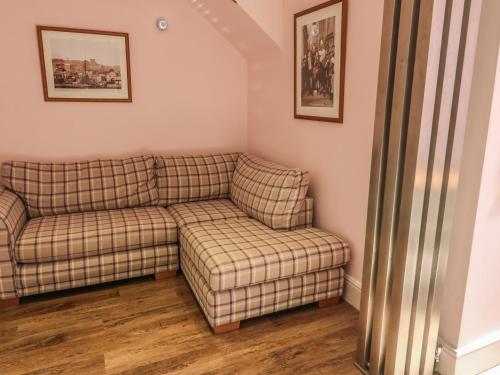 3 Top View Cottages - image 5
