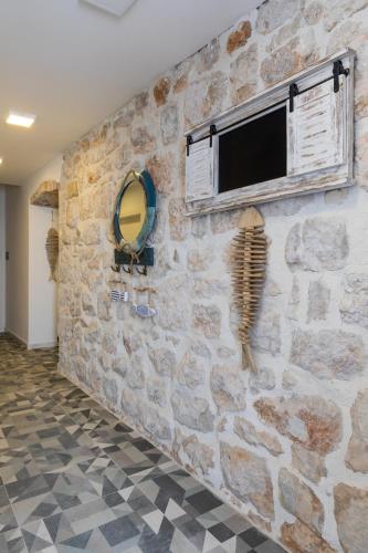 Apartments and Rooms Villa Naida