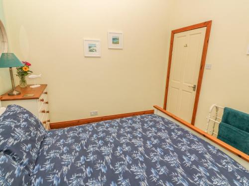 Old Chapel Cottage - image 14