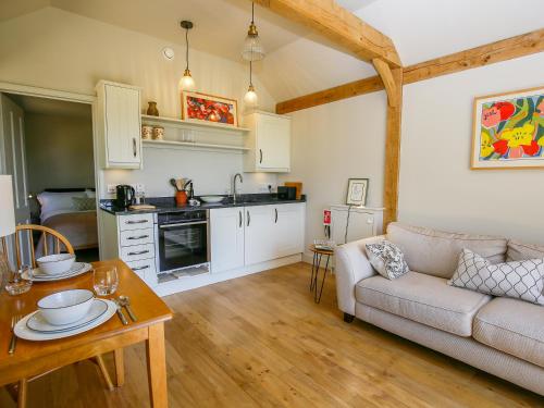 The Lodge at Mortons - image 7