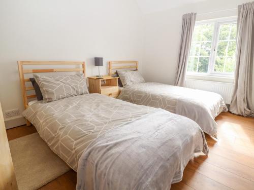 Well House Farm Flat 2 - image 10