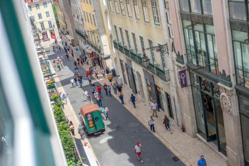 LV Premier Apartments Chiado- CH - image 12